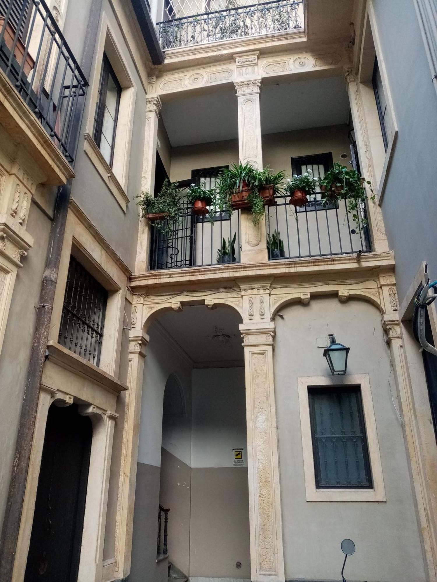 مبيت وإفطار كاتانيا House Vintage المظهر الخارجي الصورة